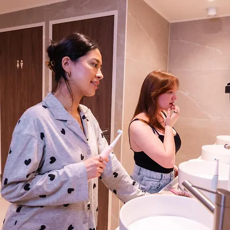 Cabins Hotel Amsterdam * 암스테르담