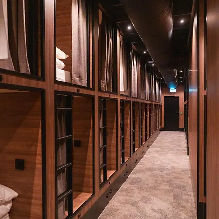 Cabins Hotel Amsterdam 호스텔 암스테르담