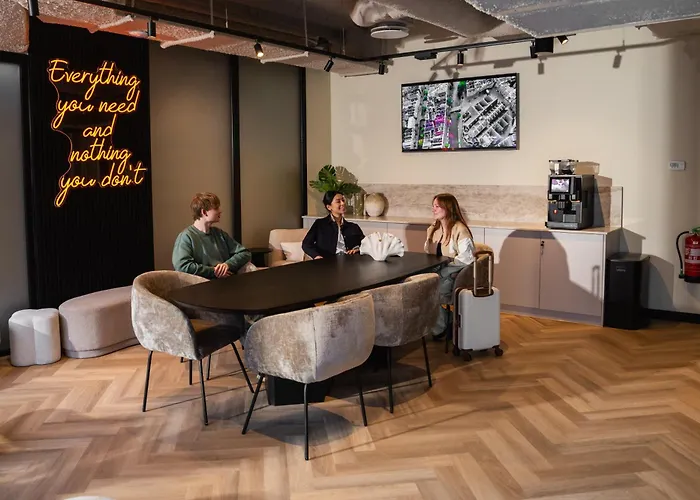 Cabins Hotel Amsterdam Hostel Amsterdam